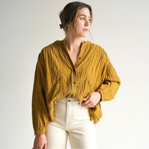 CJLA Richmond Top. Size Small.